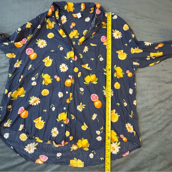 Only Blue Relaxed Button Down Shirt

#1096 - Picture 3 of 6